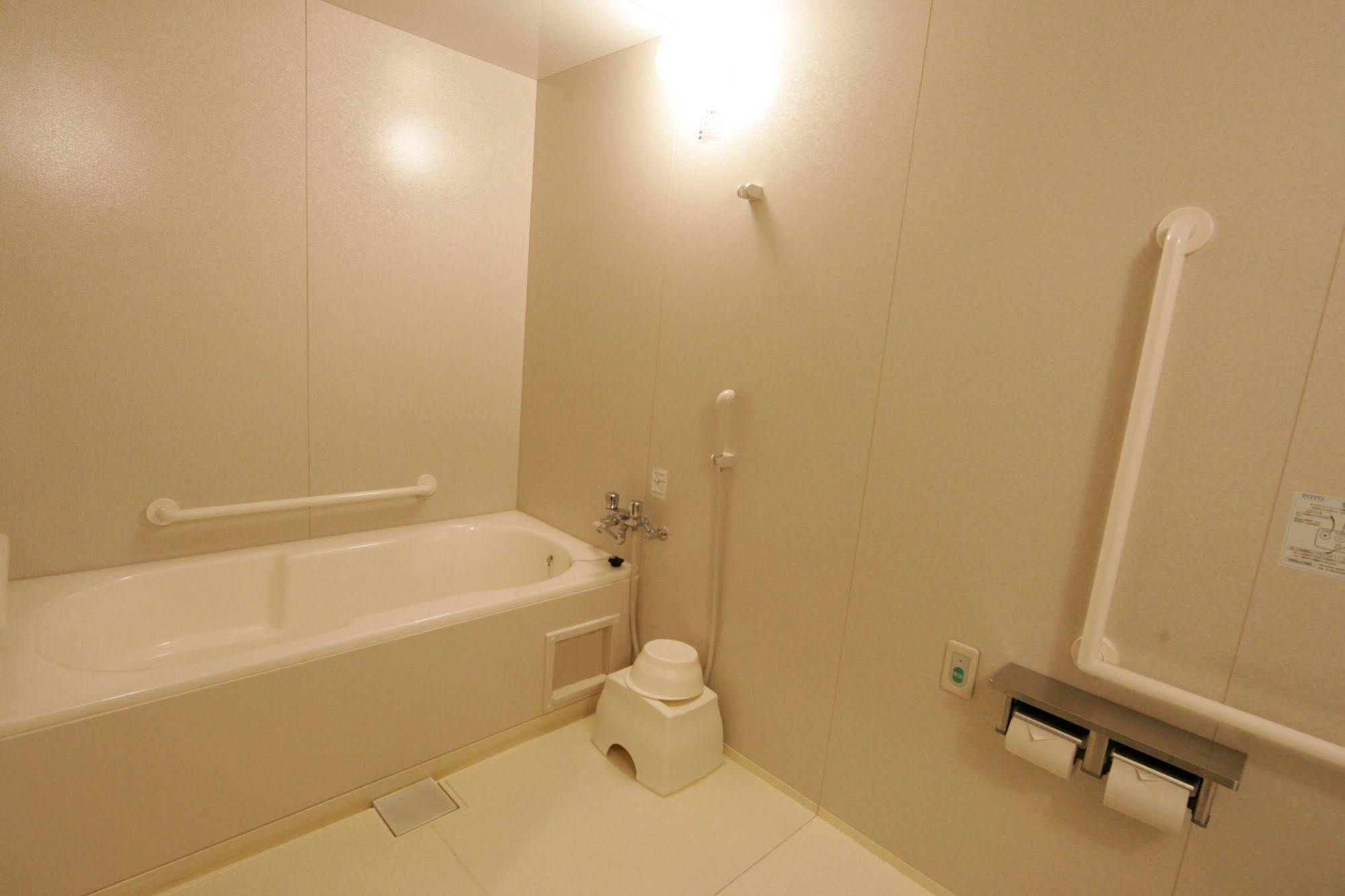 Green Rich Hotel Tosu Ekimae Екстер'єр фото